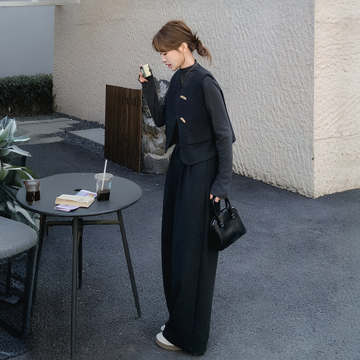 Women's Three-Piece Vest Suit Set Korean Style Fall Winter 2025 - Image 4