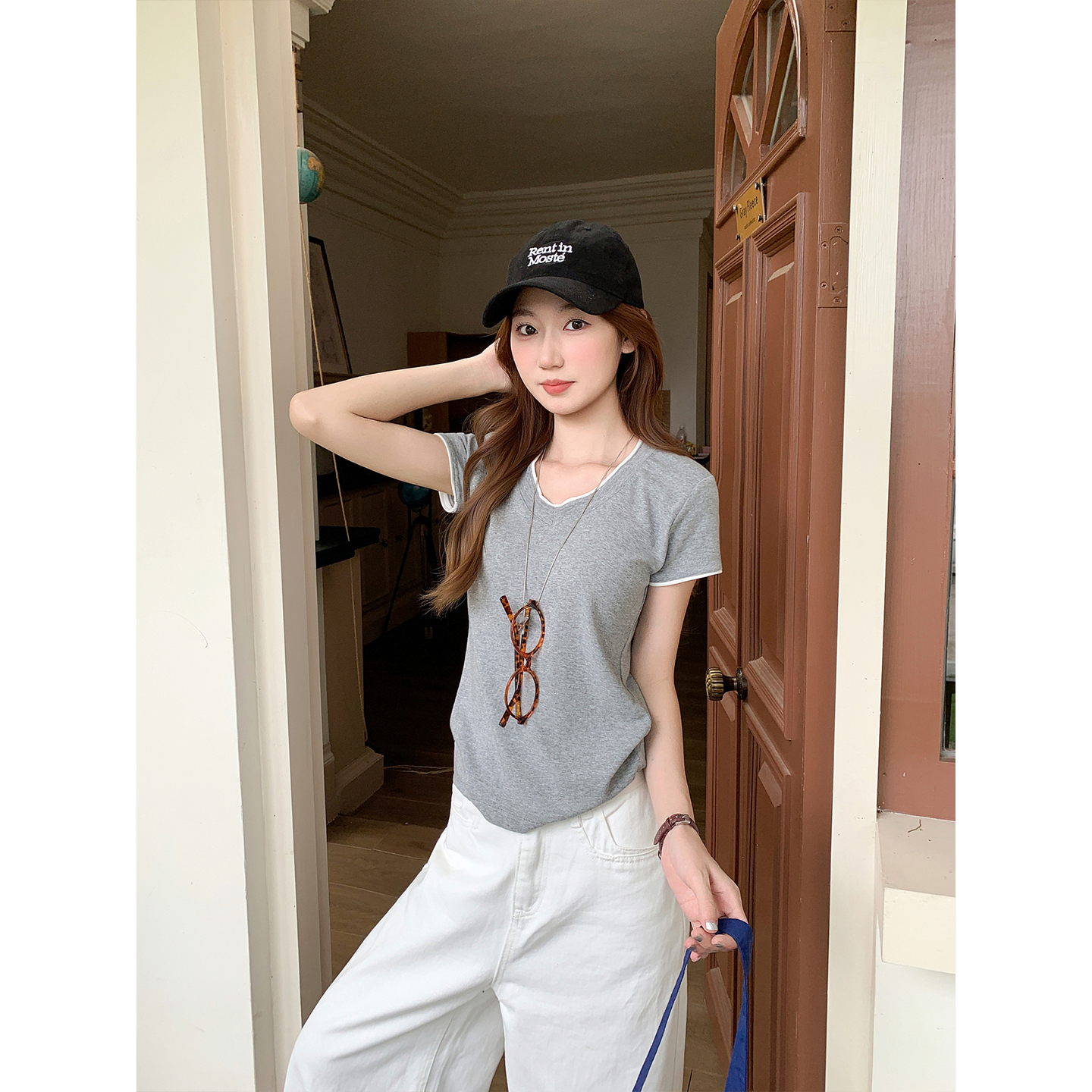 Women's Color-Block V-Neck Short Sleeve T-Shirt Summer Korean Style Slim Fit Gray Top - Image 2