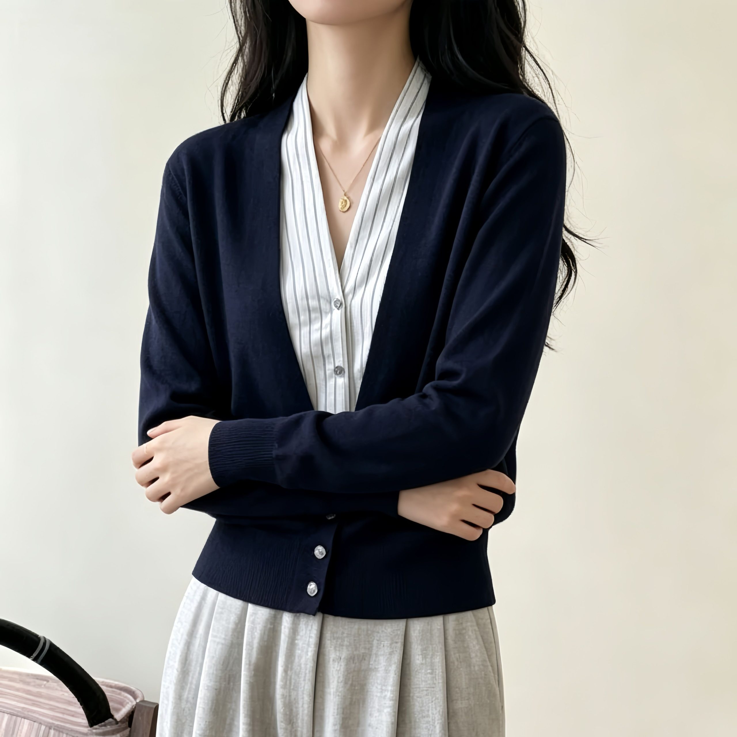 Women's Color-Block V-Neck Knit Cardigan 2026 Long Sleeve Waist-Cinched Commuter Top - Image 5